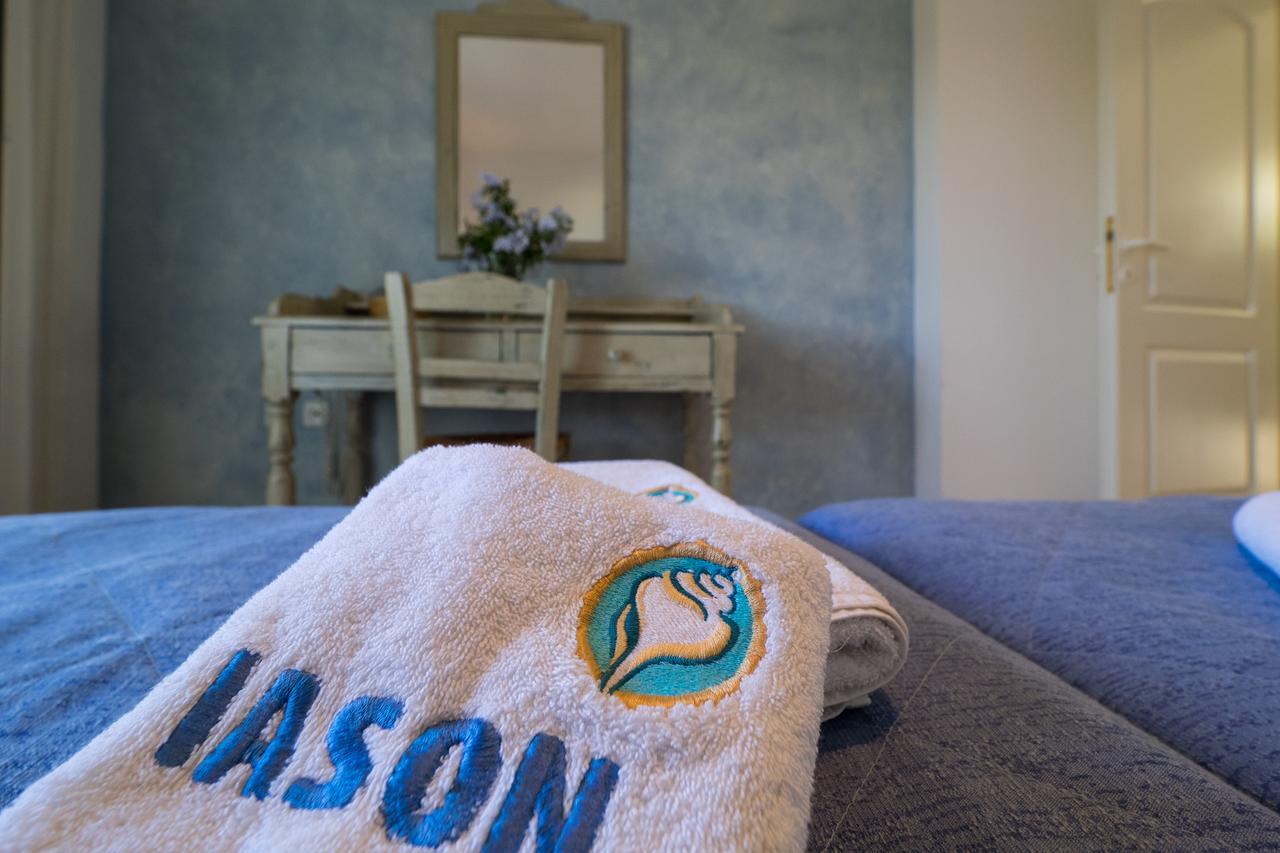 Iason Hotel Apartments Giosonas エクステリア 写真